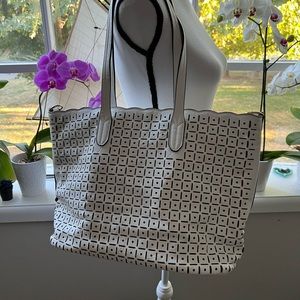 White leather tote